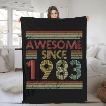 Discover 40 Years Vintage 1983 Retro 40th Birthday Fleece Blankets