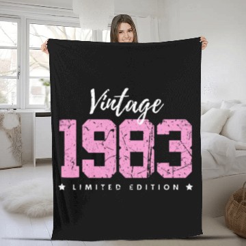 Discover 40 Years Vintage 1983 Retro 40th Birthday Fleece Blankets