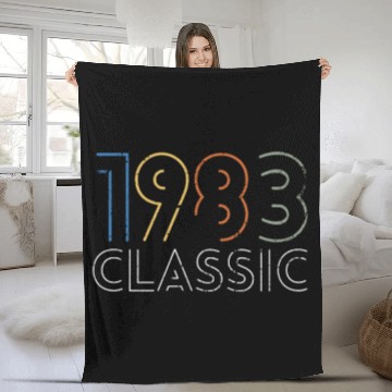 Discover 40 Years Vintage 1983 Retro 40th Birthday Fleece Blankets