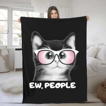 Discover EW PEOPLE, Funny Cat Wearing Pink Sunglasses Fleece Blankets