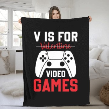 Discover i love my girlfriend & boyfriend Outfits Fleece Blankets