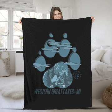 Discover Western great lakes Michigan home of the wolf Fleece Blankets