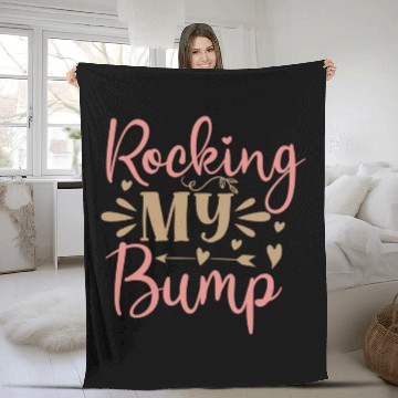 Discover Rocking my bump Typography Fleece Blankets