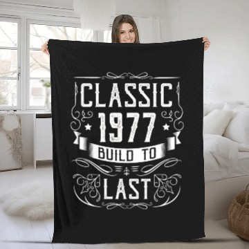 Discover 1977 Birthday Gift Birthday Vintage Fleece Blankets