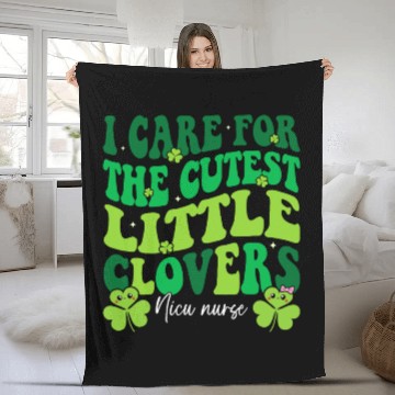 Discover I Care For The Cutest Clovers NICU Nurse Fleece Blankets