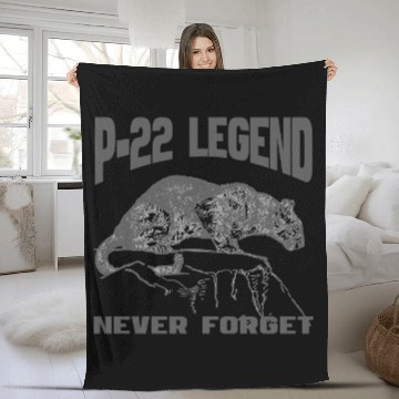 Discover P22 MOUNTAIN LION SILVER LAKE NEVER FORGET Fleece Blankets
