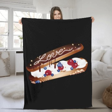 Discover Illustration of an eclair with cream and love Fleece Blankets