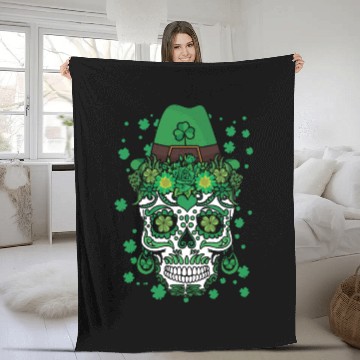 Discover El Dia De Los Muertos St Patty's Day Irish Flower Fleece Blankets