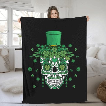 Discover El Dia De Los Muertos St Patty's Day Irish Flower Fleece Blankets