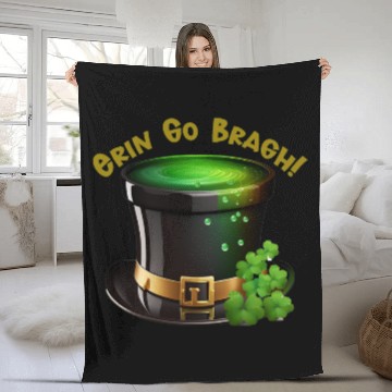 Discover Get Lucky with this 'Erin go Bragh' Top Hat Design Fleece Blankets