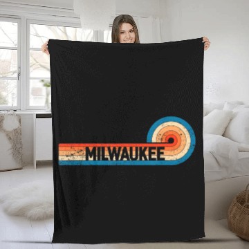 Discover Retro MILWAUKEE Fleece Blankets Vintage City MILWAUKEE
