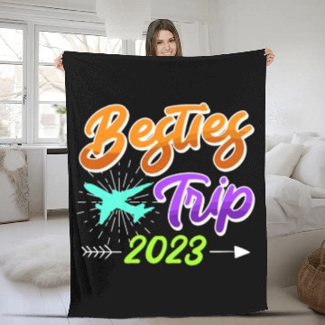 Discover Besties Trip 2023 Vacation Friends Spring Break Fleece Blankets