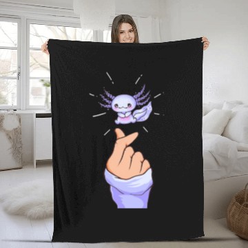 Discover Japanese Aesthetic Kawaii Axolotl Fleece Blankets