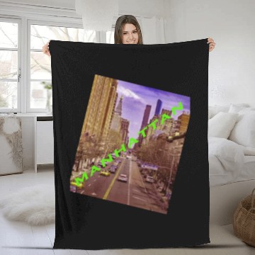 Discover MANHATTAN CLASSIC LOND CAP BABY Fleece Blankets