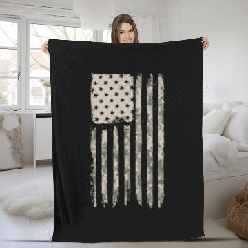 Discover Camouflage American Flag Desert Camo USA Flag Fleece Blankets
