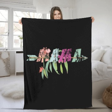 Discover Mother's Day Mama Bohemian Style Flower Arrow Fleece Blankets