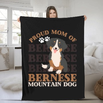 Discover Bernese Mountain Dog mom of Bernese Mountain dogs Fleece Blankets