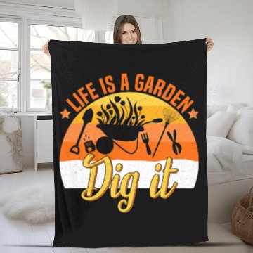 Discover Life is a Garden Dig it Succulent Gardening Grass Fleece Blankets