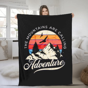 Discover the mountains are calling Fleece Blankets