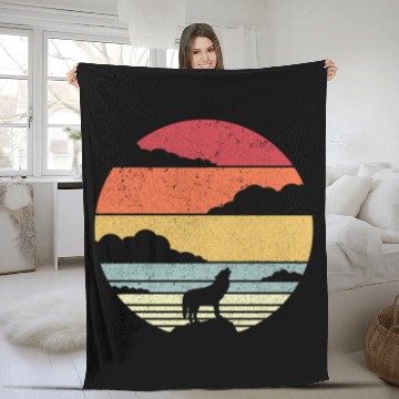 Discover Wolf Fleece Blankets