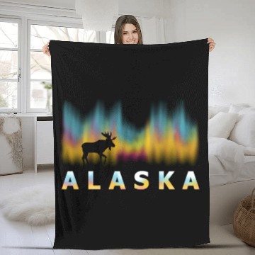 Discover Alaa Day Reindeer With Polar Lights And Moose Fleece Blankets