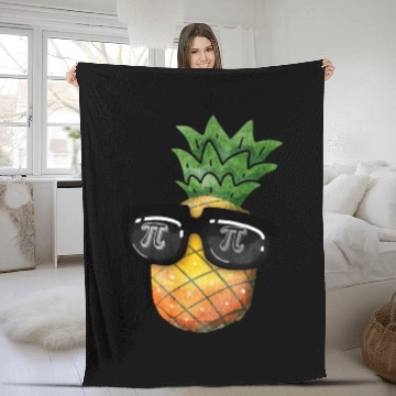 Discover Pineapple Pi Day Fleece Blankets