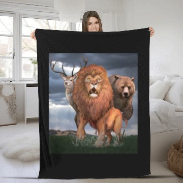 Discover Wild animals art Fleece Blankets