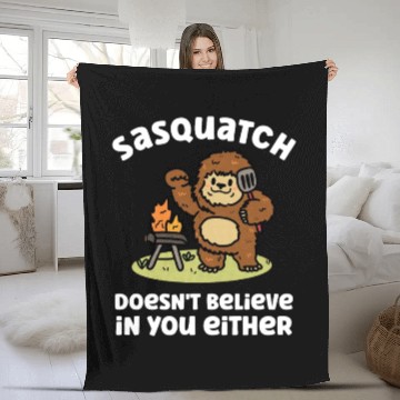 Discover Sasquatch Bigfoot Doesn't Believe Either Summer Fleece Blankets