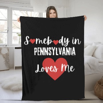 Discover Somebody in Pennsylvania Loves Me Fleece Blankets