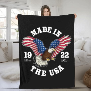 Discover 100 Year Old Patriotic Eagle Usa Flag 1922 Fleece Blankets