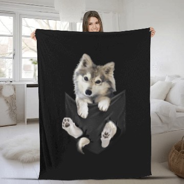 Discover Wolf White Pup In Pocket Wolves Fleece Blankets