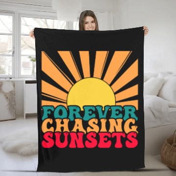 Discover Summer Vibes Fleece Blankets