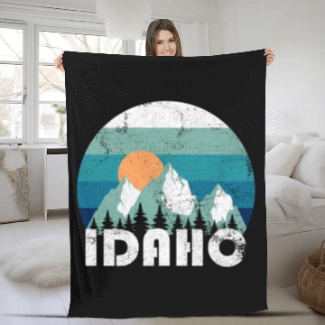 Discover Idaho State Fleece Blankets