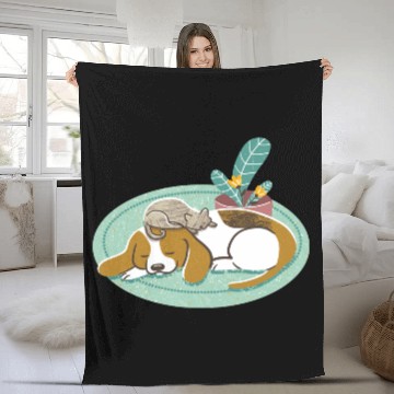 Discover Sleepy Beagle And Cat Fleece Blankets