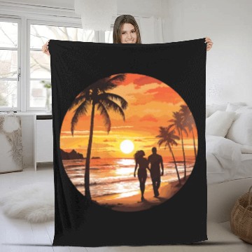 Discover Beach romantic couple Fleece Blankets