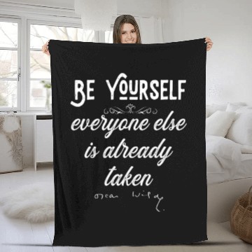 Discover Be Yourself Oscar Wilde Fleece Blankets