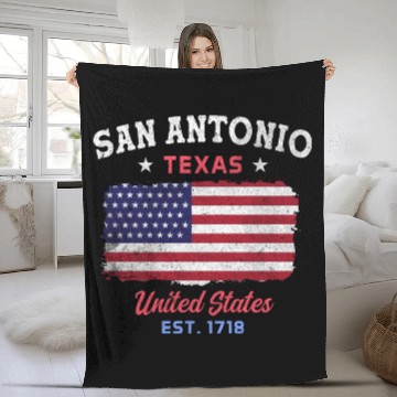 Discover San Antonio Texas est 1718 Design for proud San Fleece Blankets