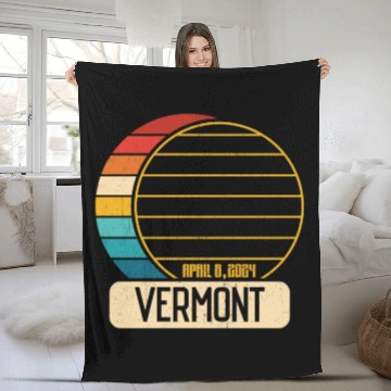 Discover Total Solar Eclipse Vermont April 28 2024 Eclipse Fleece Blankets