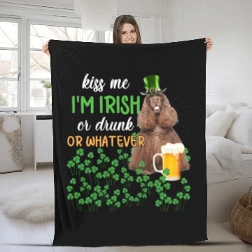 Discover American Cocker Spaniel Kiss Me I'm Irish Or Drunk Fleece Blankets