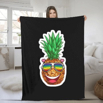 Discover Pineapple Summer Fleece Blankets