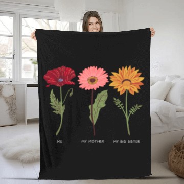 Discover Big sister and mom and me Fleece Blankets