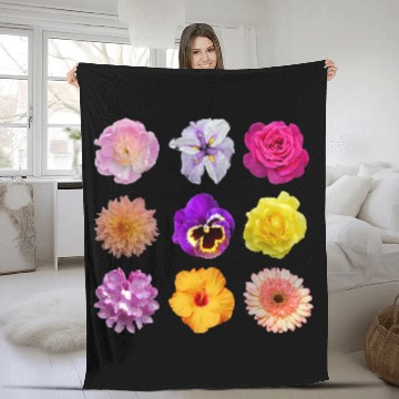 Discover Colorful spring flowers pattern Fleece Blankets