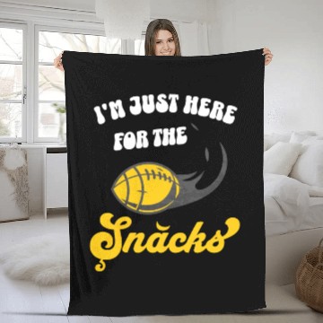 Discover I'm Just Here For The Snacks Fantasy Football Fleece Blankets