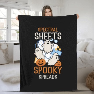 Discover Spectral Sheets Spooky Spreads Scary Halloween Fleece Blankets