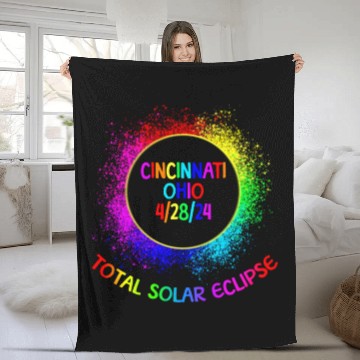 Discover Total Solar Eclipse Cincinnati Ohio 4/28/24 Kids Fleece Blankets