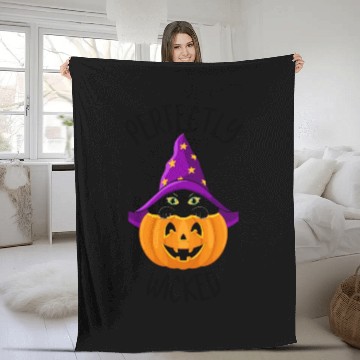 Discover Wicked Cat Witch Funny Halloween Witch Fleece Blankets