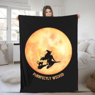 Discover Wicked Cat Witch Funny Halloween Witch Fleece Blankets