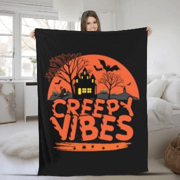 Discover Black Cat Night Creepy Vibes Fleece Blankets