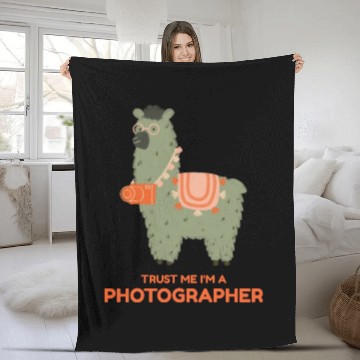Discover Trust Me I'm a Photographer Photography Camera Fleece Blankets