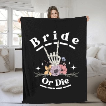 Discover Bride Or Die Skeleton Hand Gothic Bachelorette Fleece Blankets